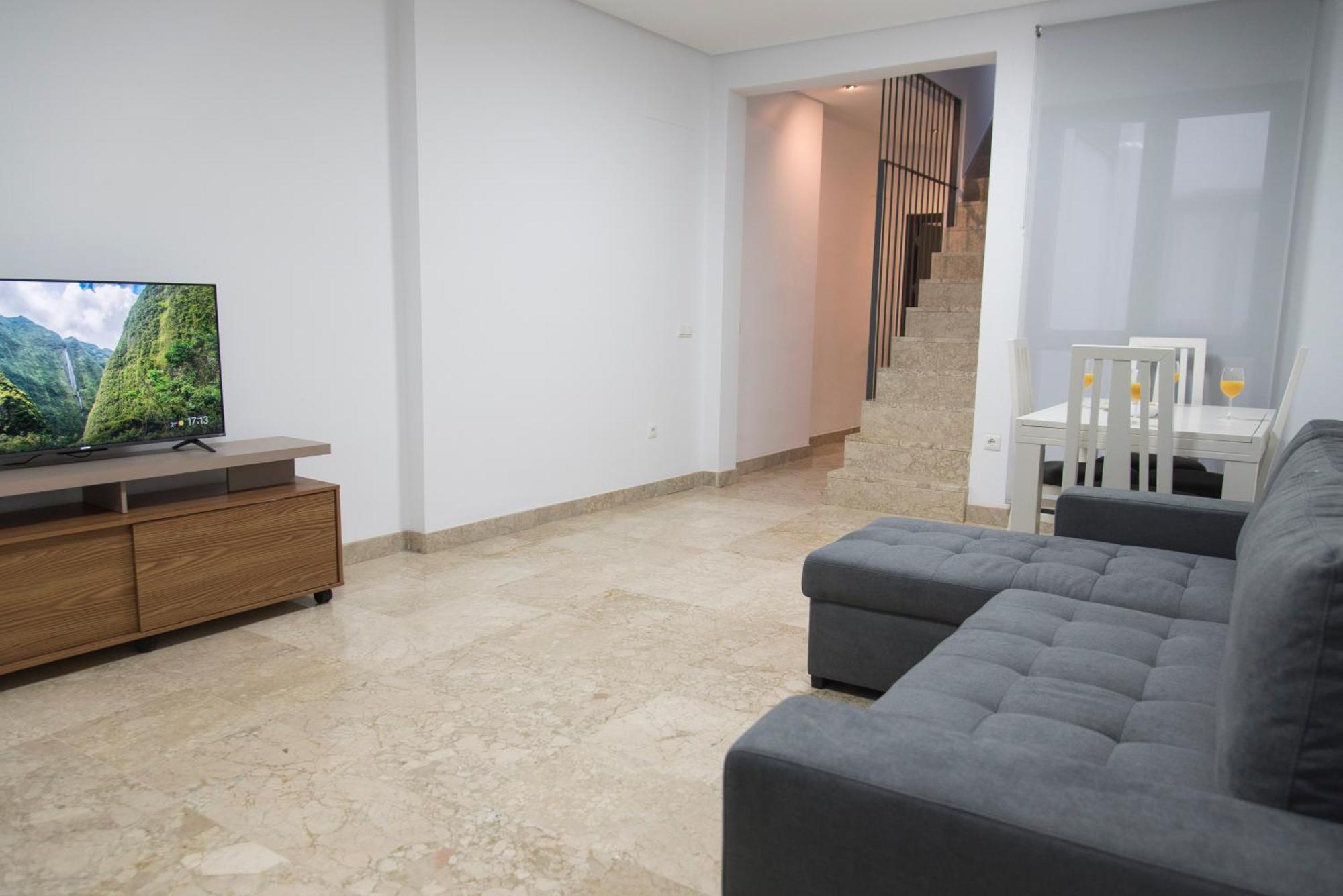 Free Parking Duplex Appartement